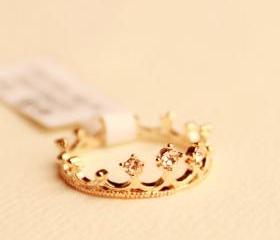 Golden Rhinestones Crown Ring