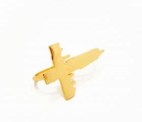 Dripping Cross Ring