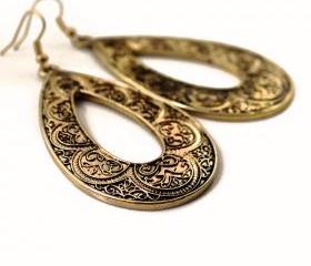 Vintage Gold Floral Engraved Drop Earrings