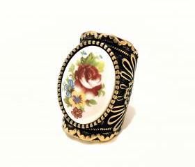  Floral Engraved Rose Ring