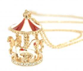 Retro Carousel Necklace